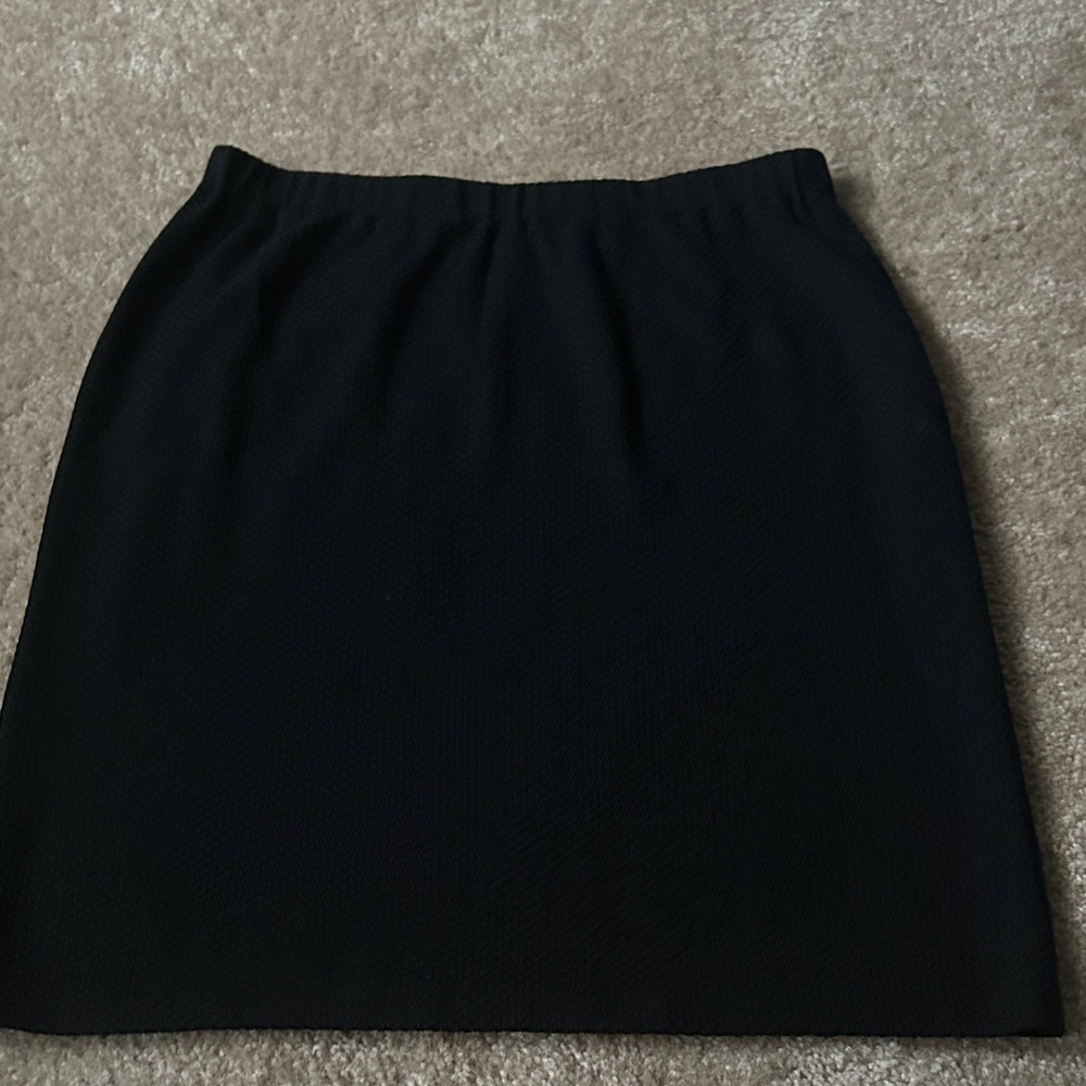 St. John Santana knit textured  Black pull on pencil Skirt Sz 16 NWOT USA